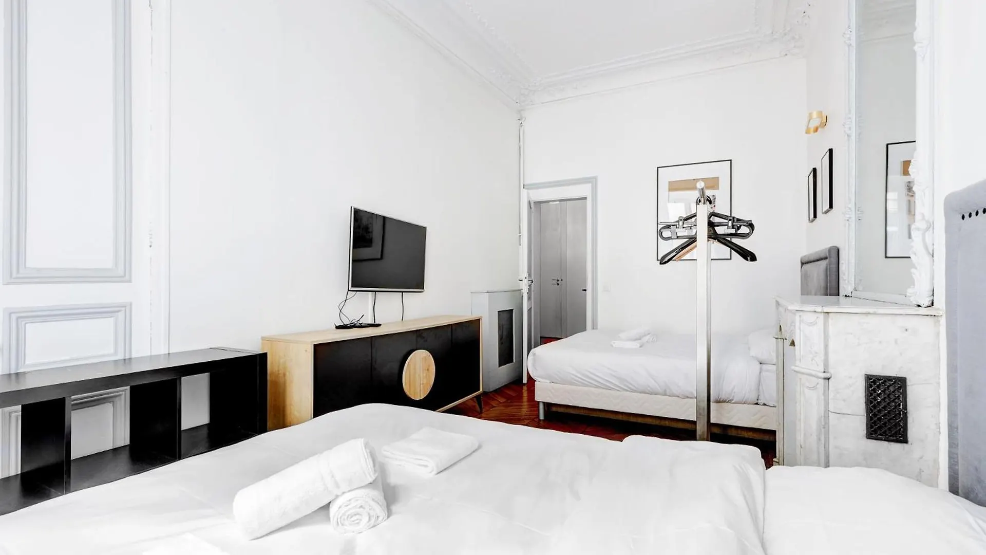 Apartman L'elegance Parisienne Au Coeur Des Champs-elysees