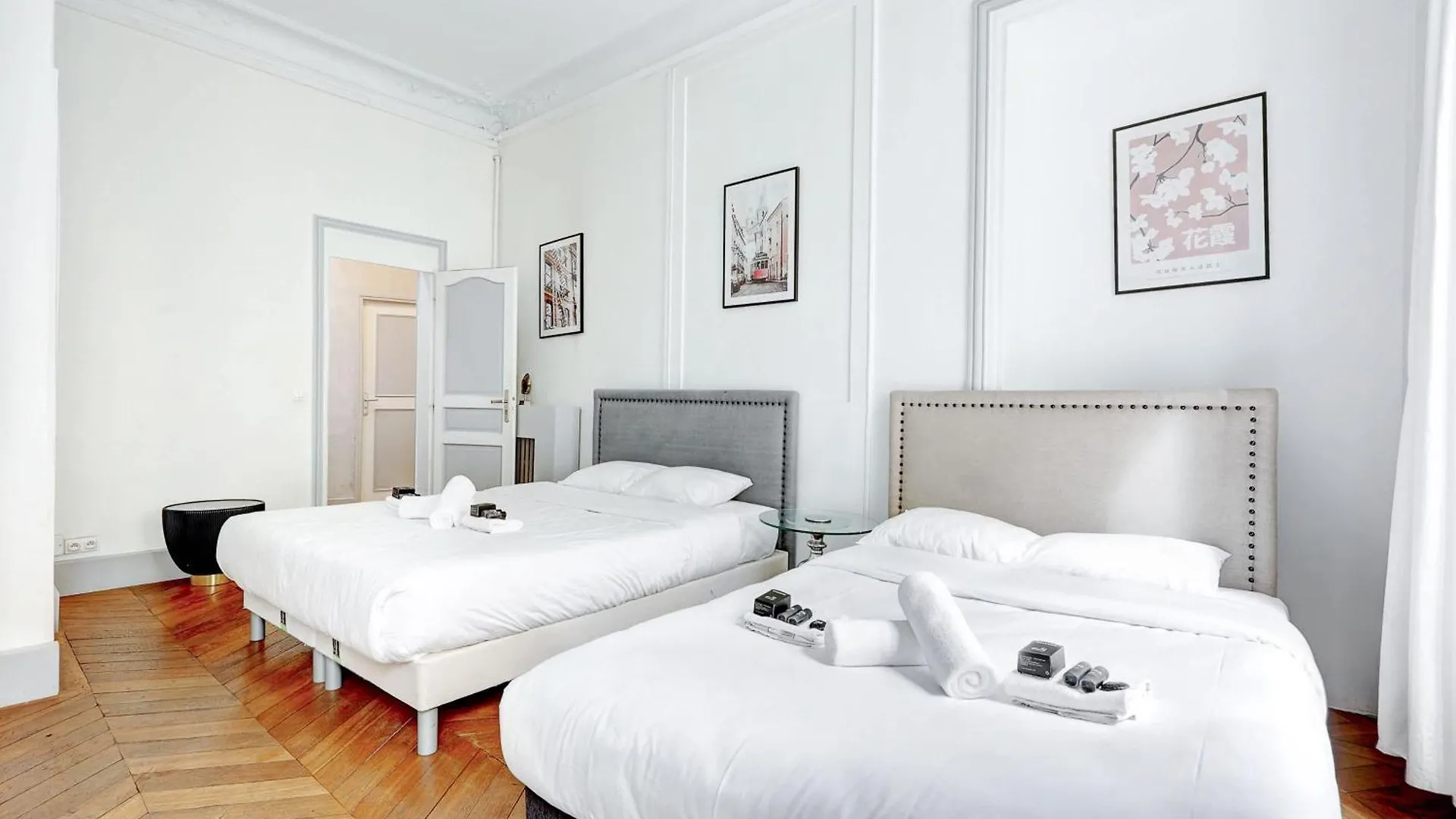 L'elegance Parisienne Au Coeur Des Champs-elysees Apartman Párizs